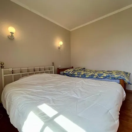 Casa de Férias Grande Maison à 2 Pas De La Plage, 3 Ch, Jardin, Bbq, Parking – Saint-pierre-d'oléron - Fr-1-246a-233 *