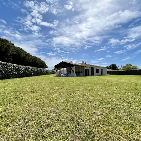 Дом отдыха Grande Maison 4 Pieces Proche La Cotiniere, Jardin, Plage A Pied - Fr-1-246A-233 *