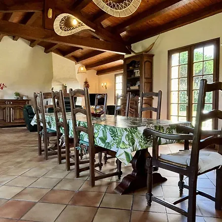 Casa de Férias Grande Maison à 2 Pas De La Plage, 3 Ch, Jardin, Bbq, Parking – Saint-pierre-d'oléron - Fr-1-246a-233 Saint-Pierre-d'Oleron