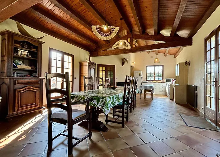 Grande Maison 4 Pieces Proche La Cotiniere, Jardin, A Pied - Fr-1-246a-233